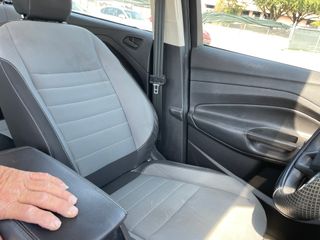 2018 Ford Escape S - Interior Front Seat Image